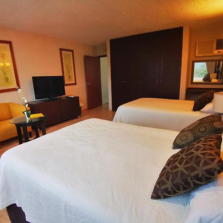 Brisas Beachfront Studios In Hotel Zone Cancun Exterior photo