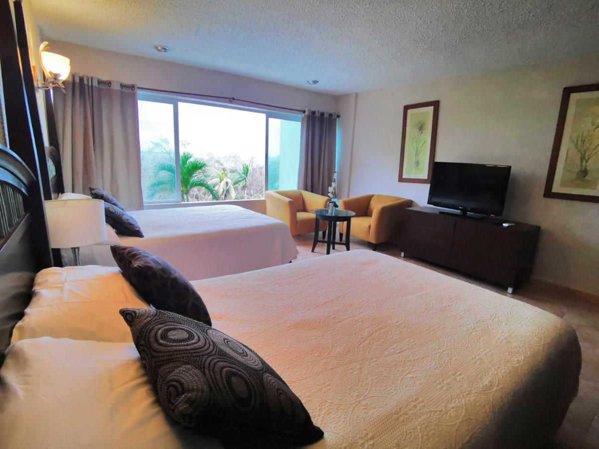 Brisas Beachfront Studios In Hotel Zone Cancun Exterior photo