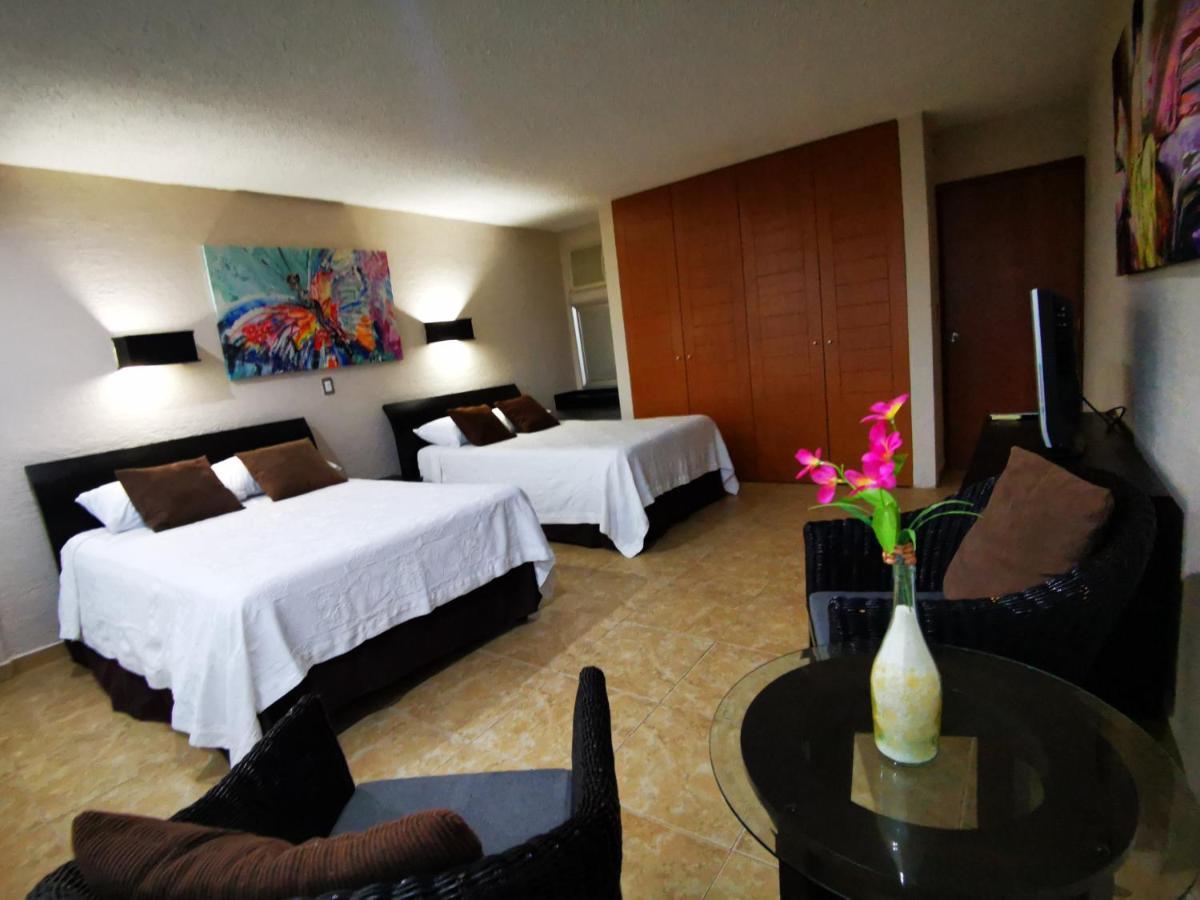 Brisas Beachfront Studios In Hotel Zone Cancun Exterior photo